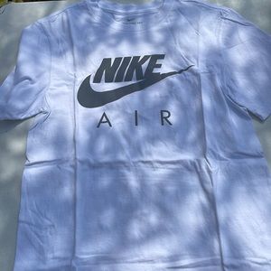 Men’s Nike Air Reflective Tee